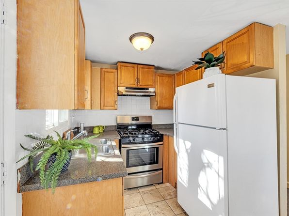 boston-massachusetts-59128928 picture