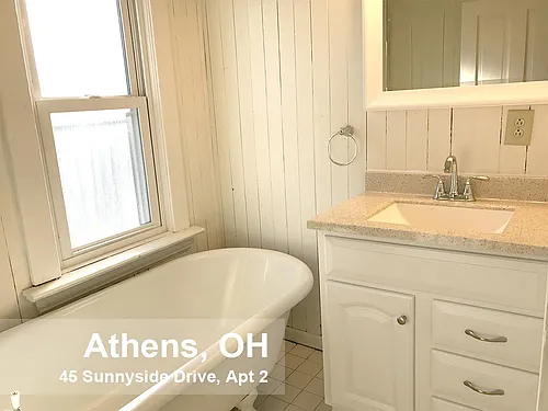 45 Sunnyside Dr #2 Photo 1