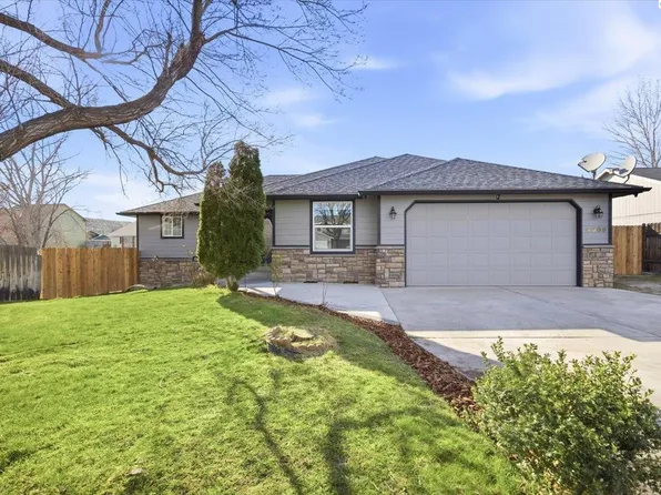 4908 S Auburn Pl, Kennewick, WA 99337