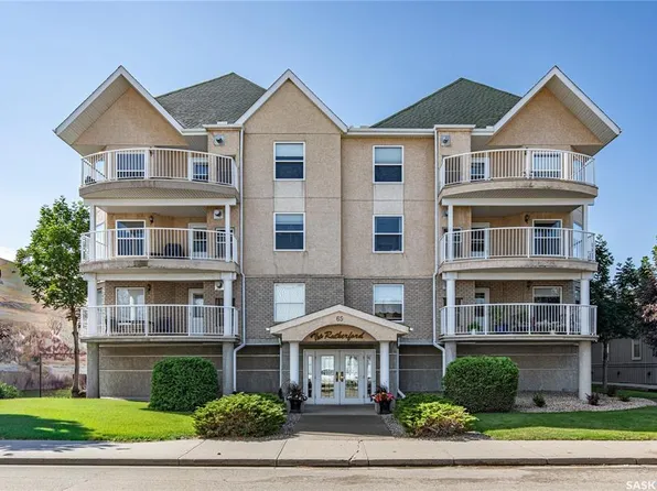 UNIT 104-65 Hochelaga STREET W, Moose Jaw, SK S6H 2E9