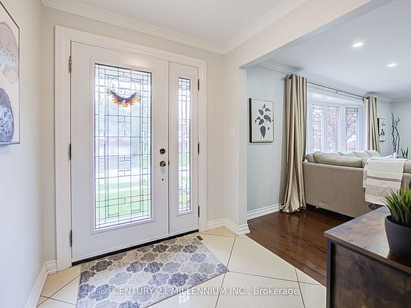 4th image of 18 Ridgehill Dr