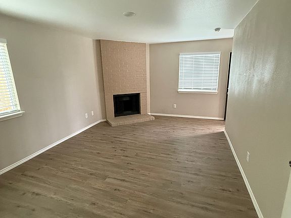 3rd image of 6709 Wentworth Dr #4
