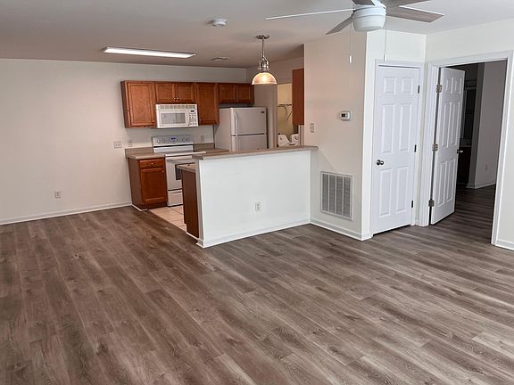 Living and dining area