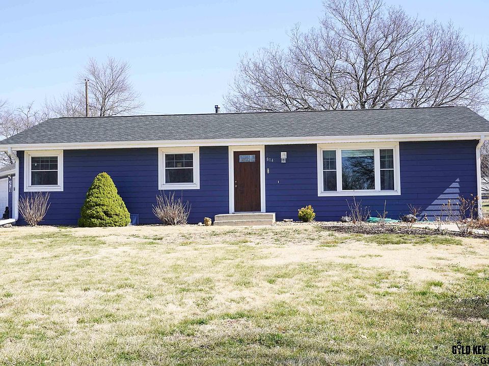 1st image of 814 Long Branch St