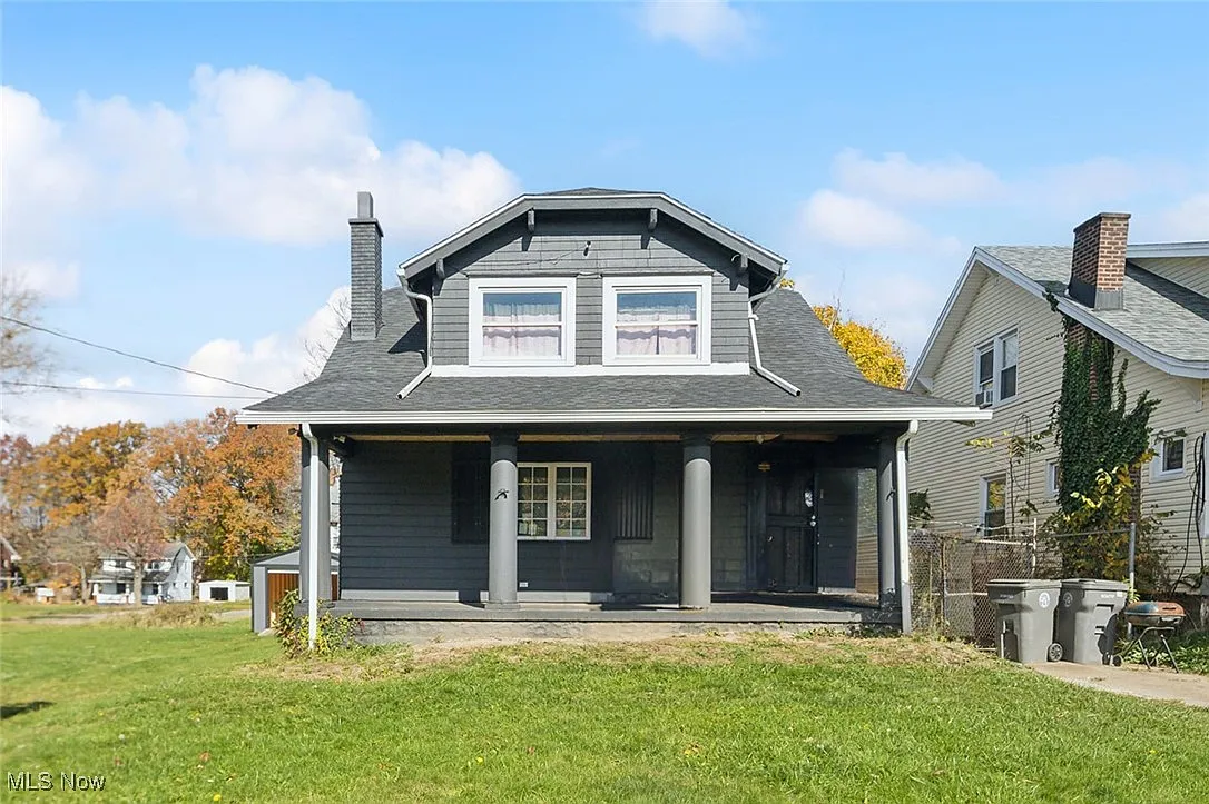 442 Ferndale Ave photo 1