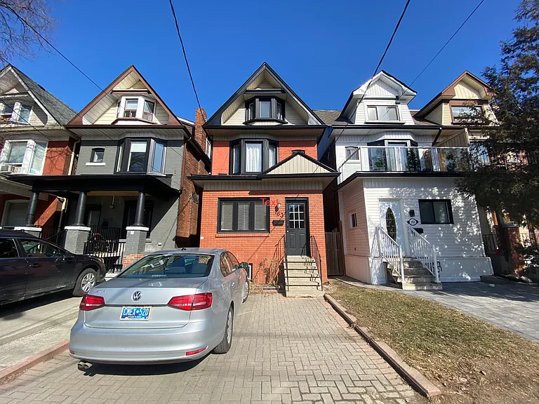163 Campbell Ave #BASEMENT — Photo 1
