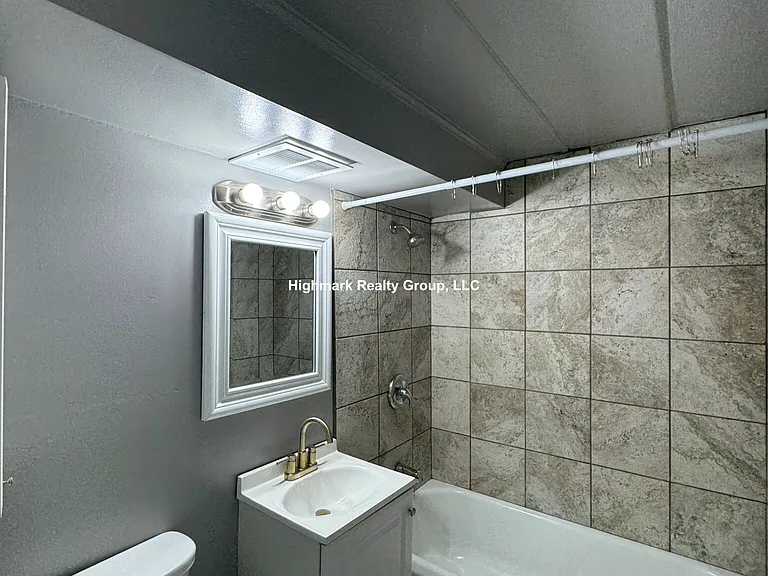3810 25th Ave #B2 — Photo 8