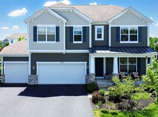 5589 Landgate Dr, Powell, OH 43065