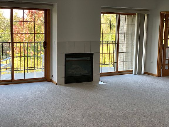 2nd image of 8505 Woodward Ave Unit 203