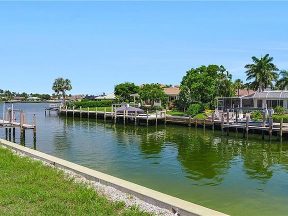 3rd image of 979 Daisy Ct Lot 7