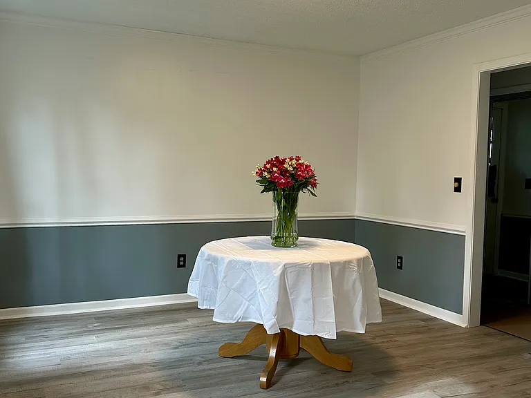 510 Squire Cir — Photo 13