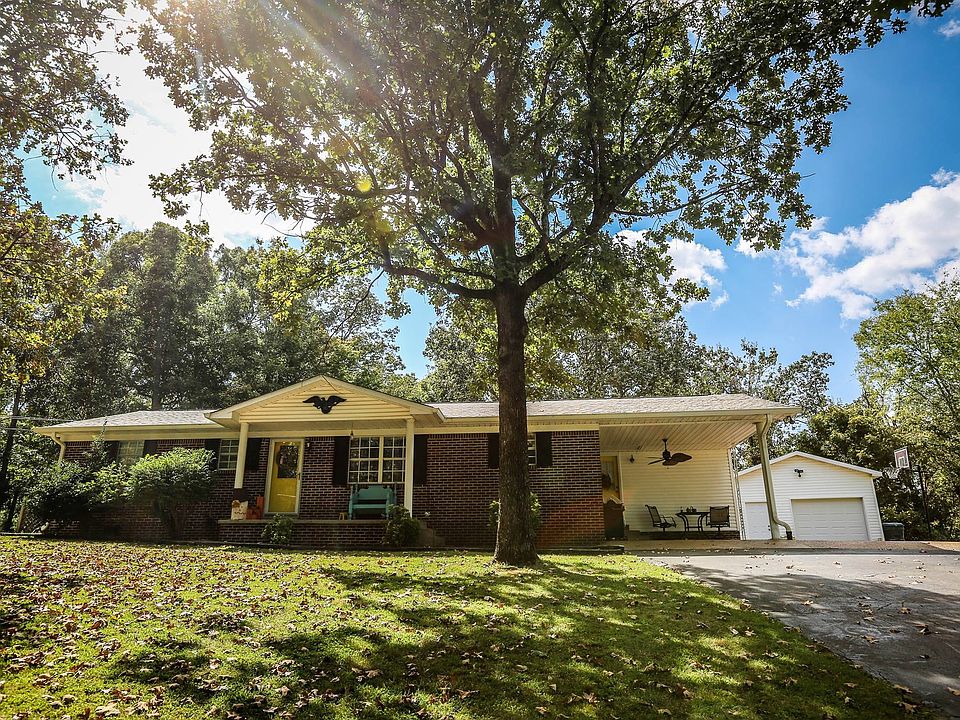1st image of 316 Knob Hill Dr