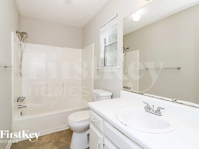 3201 Delhi Dr — Photo 15