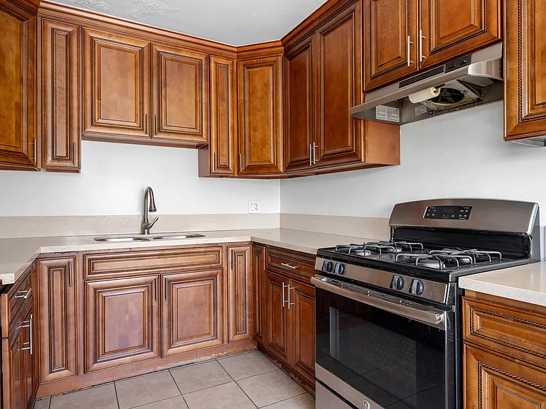 6915 Coldwater Canyon Ave #8 — Photo 10