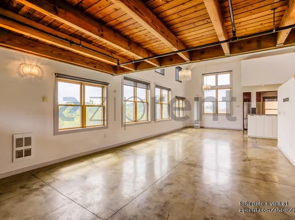 2875 Glascock St APT 214, Oakland, CA 94601