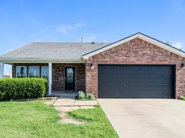 816 Eric Cir, Moore, OK 73160
