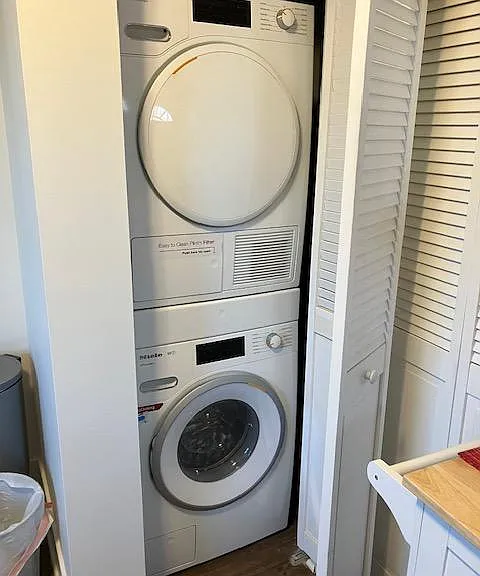 washer and dryer