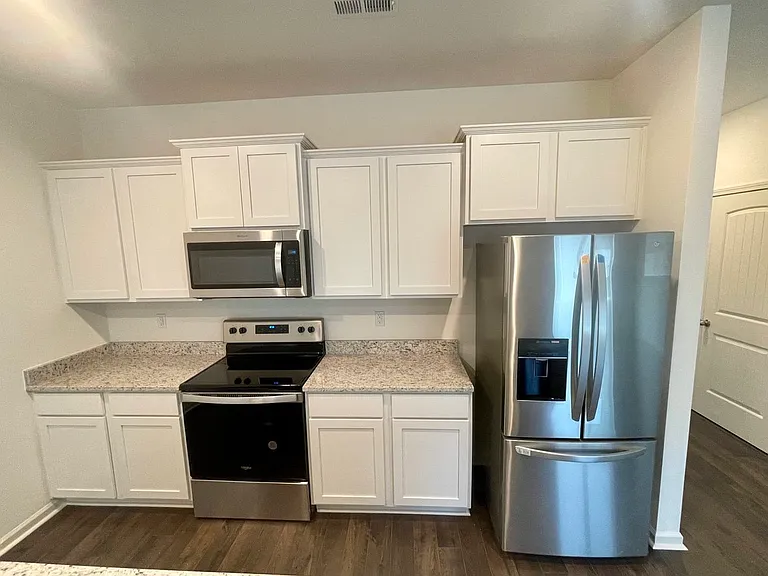 320 Koslin Loop — Photo 11