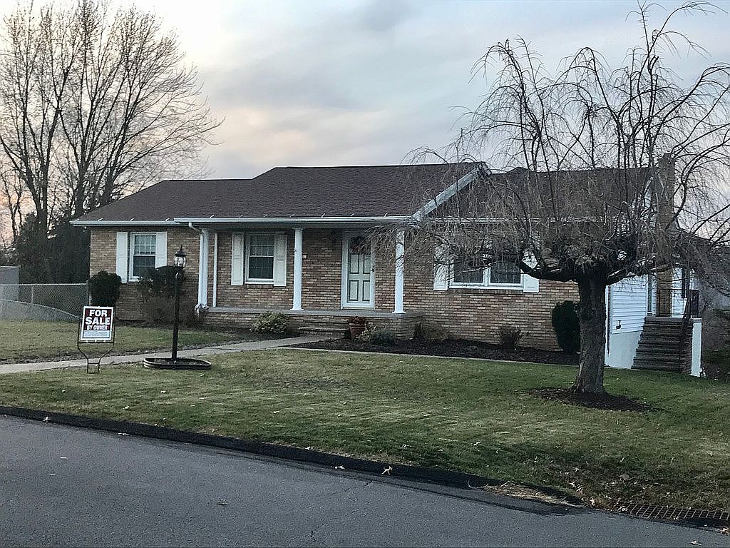 3 Highland Dr, Jenkins Township, PA 18640 Zillow