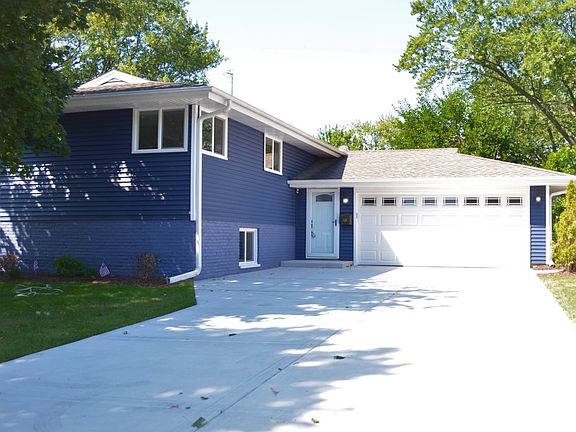5th image of 526 Auburn Ln