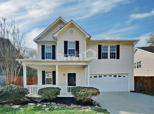 204 Ber Creek Dr, Fuquay Varina, NC 27526