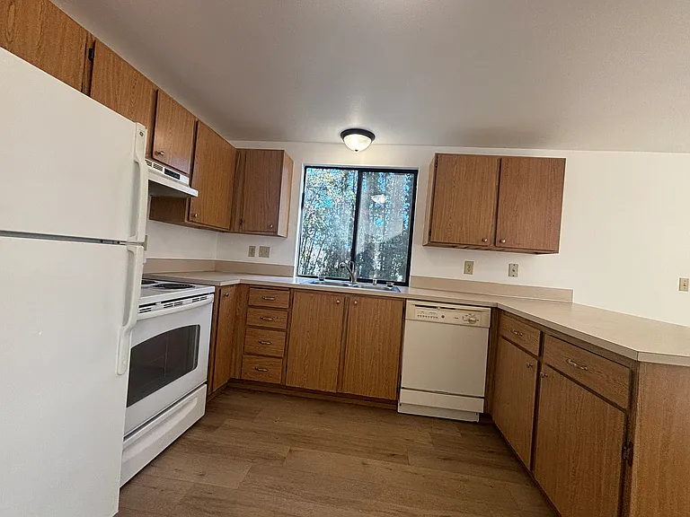 2638 Cascade Trl #A — Photo 6