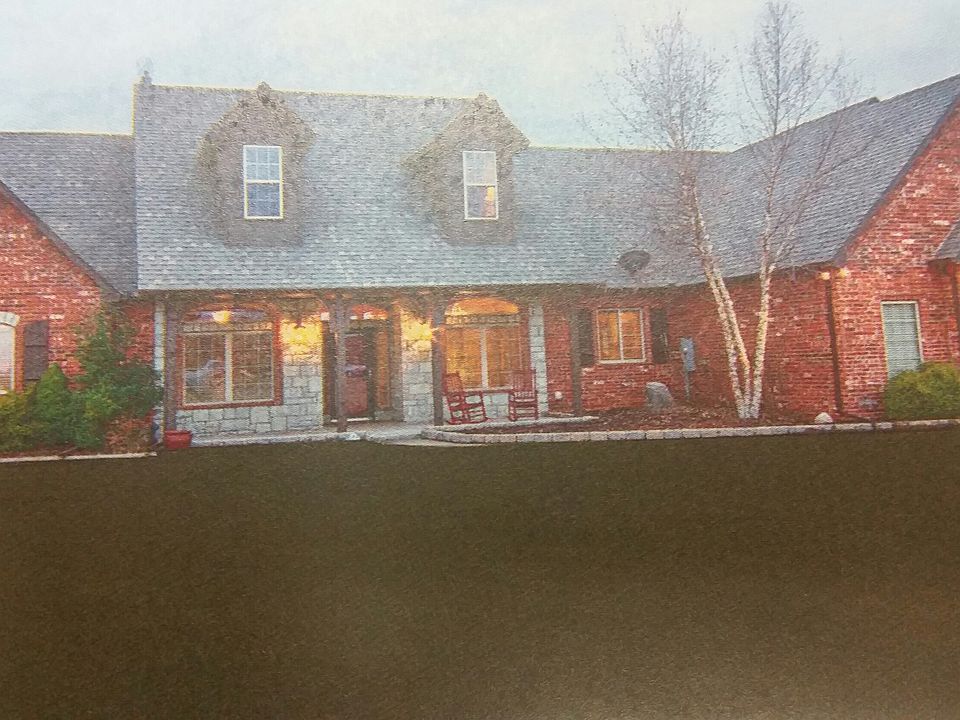 1st image of 6424 SW 109th St
