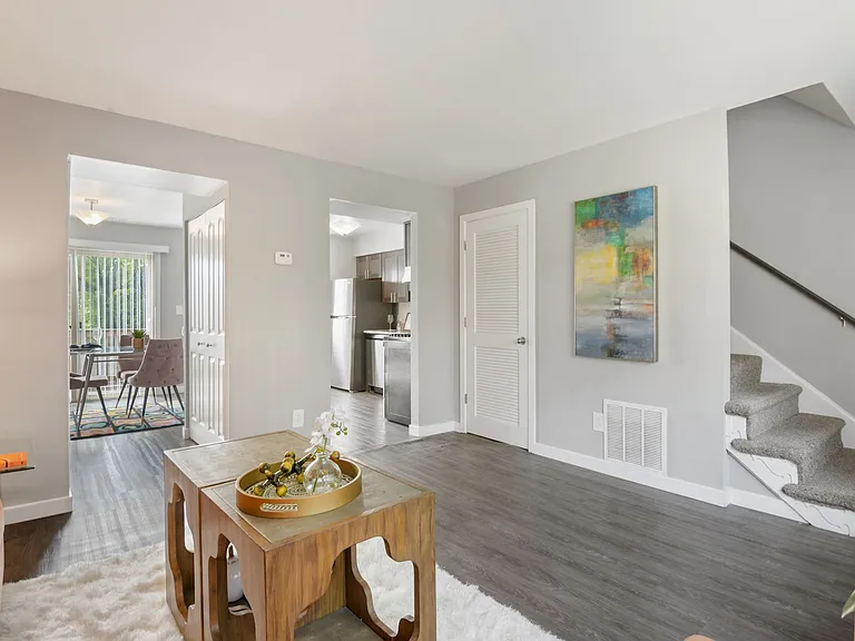Fairway Ridge Apartments and Townhomes — Photo 42