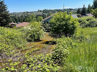 3309 Shorecliff Dr NE, Tacoma, WA 98422