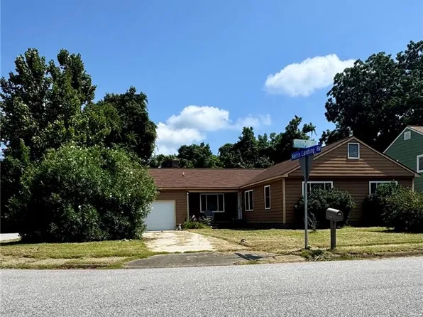 1 Zilber Ct, Hampton, VA 23669