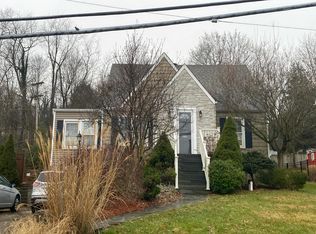 1910 Fawcett Ave, White Oak, PA 15131