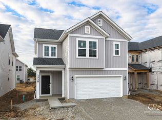 2520 Tailshot Rd, Naperville, IL 60564