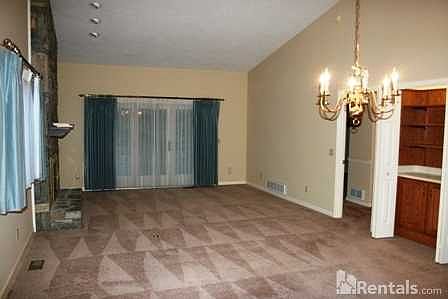 2nd image of 302 Laurel Oak Ln