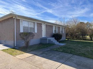 801 8th Ave E, Springfield, TN 37172