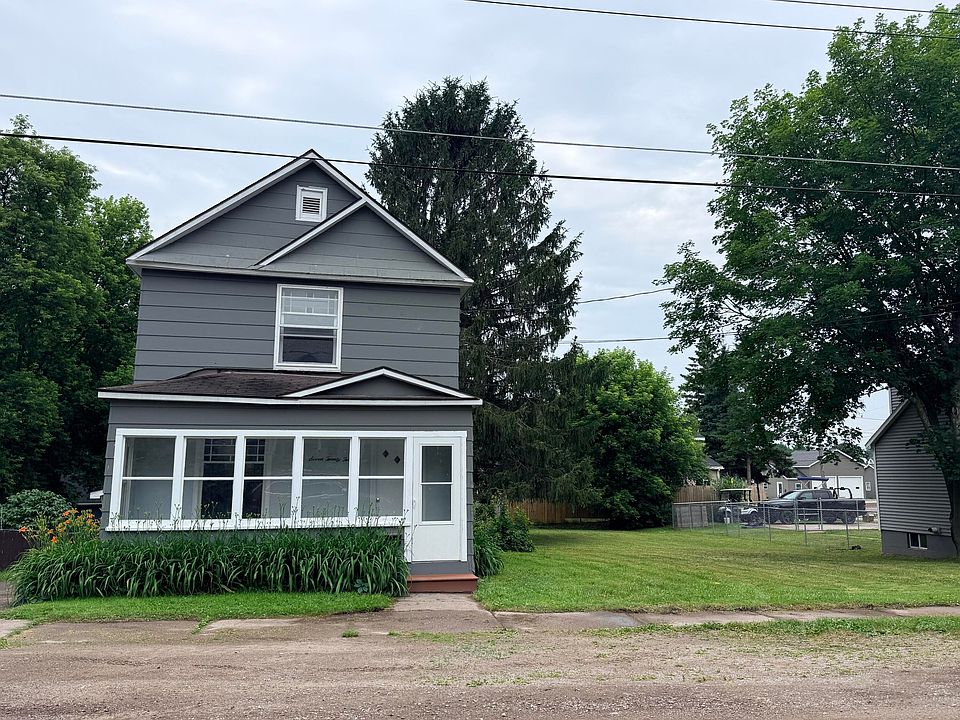 1st image of 722 Carrie St