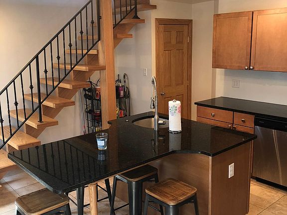 Gourmet eat-in kitchen with walk in pantry