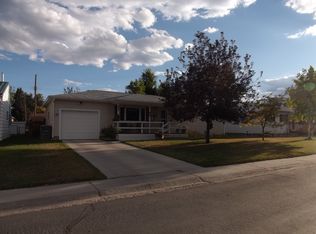 995 Black Blvd, Lander, WY 82520