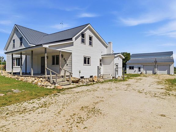3rd image of 8820 Polifka ROAD