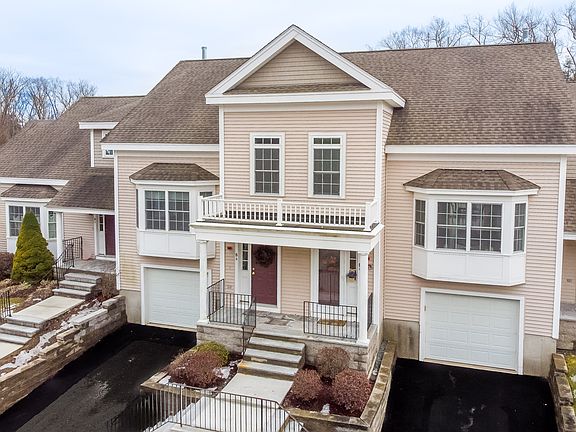 2nd image of 8 Charles Ridge Rd Unit C