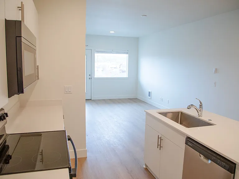 Welcome to Sun Drive Townhomes! — Photo 34