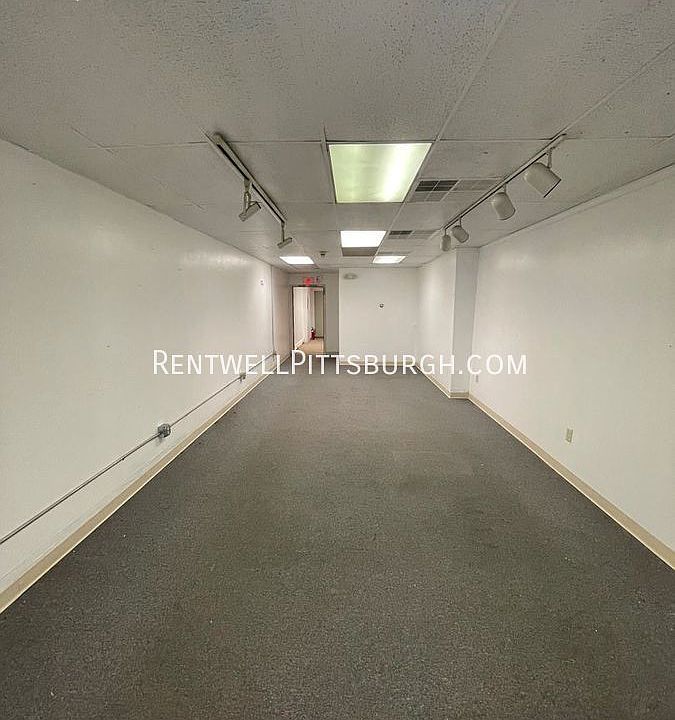 2nd image of 313-325 S Main St