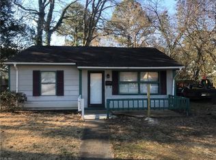 208 Forrest St, Hampton, VA 23669