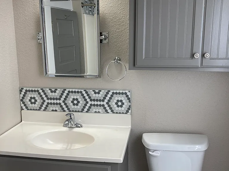 317 E Patti Page Blvd — Photo 52