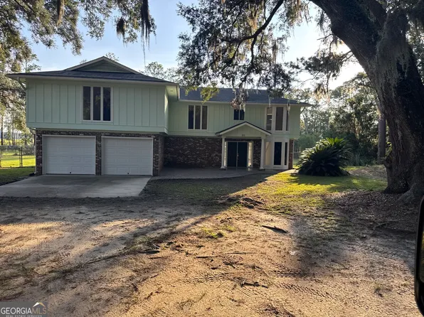 211 Tideland Dr, Midway, GA 31320