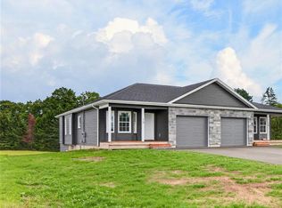 15 Braam Cres, Hillsborough, NB E4H0B6