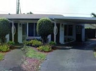 1058 Coral Dr, Boynton Beach, FL 33426