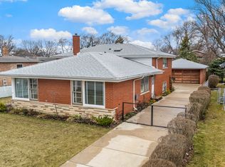 5132 W 105th Pl, Oak Lawn, IL 60453