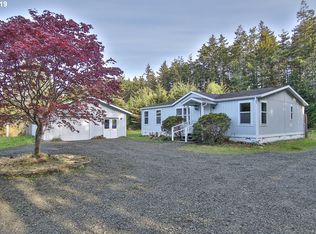 87598 Holly Ln, Bandon, OR 97411