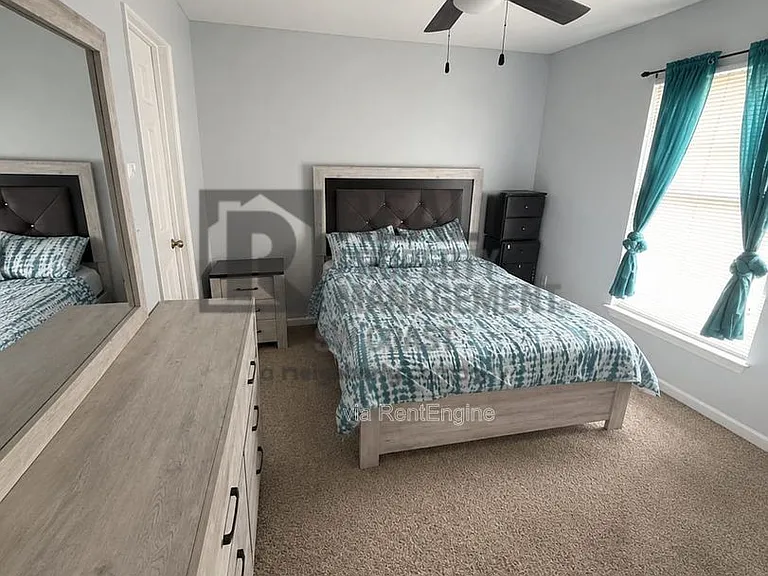 114 NW 13th Ave — Photo 7