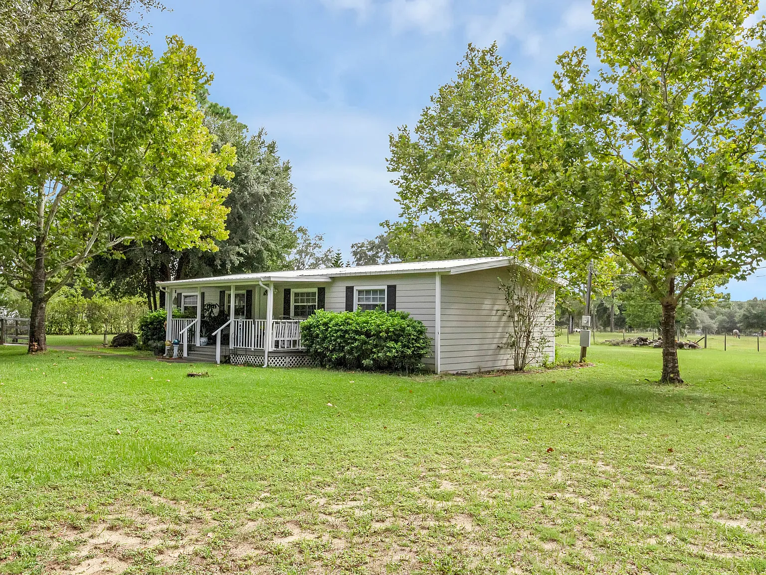 14438 County Road 561A — Photo 3